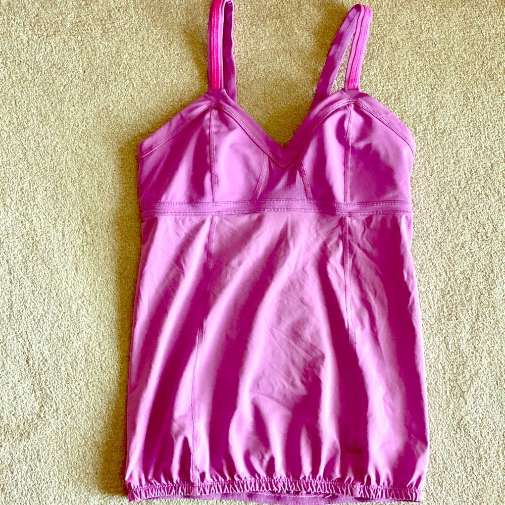 LuLuLemon Sz6 Magenta Tank Top